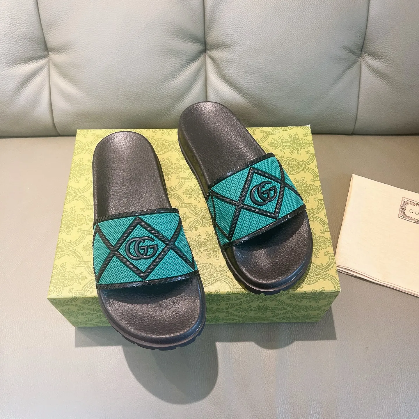 Men's Men's Shoes 130🐮🐮Gucci Gucci Slippers Gucci 2024 latest beach sandals slippers Original molding double G LOGO Original molding consistent Outsole: Men's Men's Shoes u double-layer outsole Size: 35-46